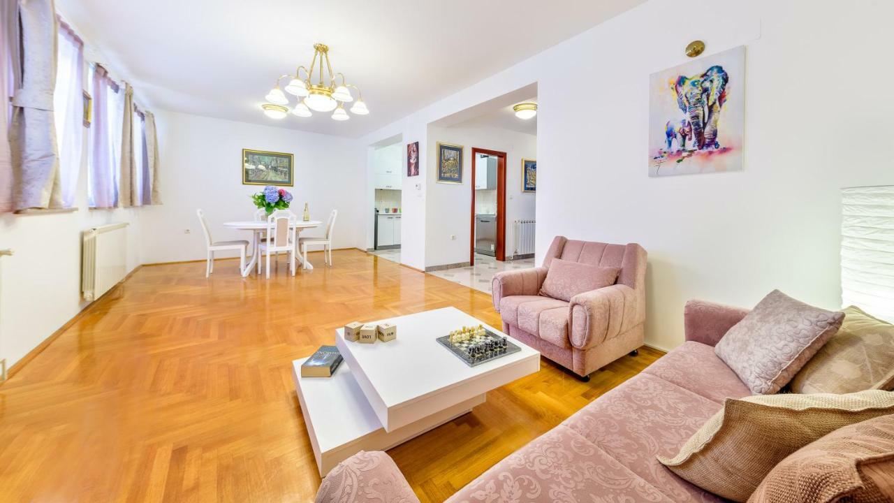 זאגרב Central Apartment Smiley - Free Parking מראה חיצוני תמונה