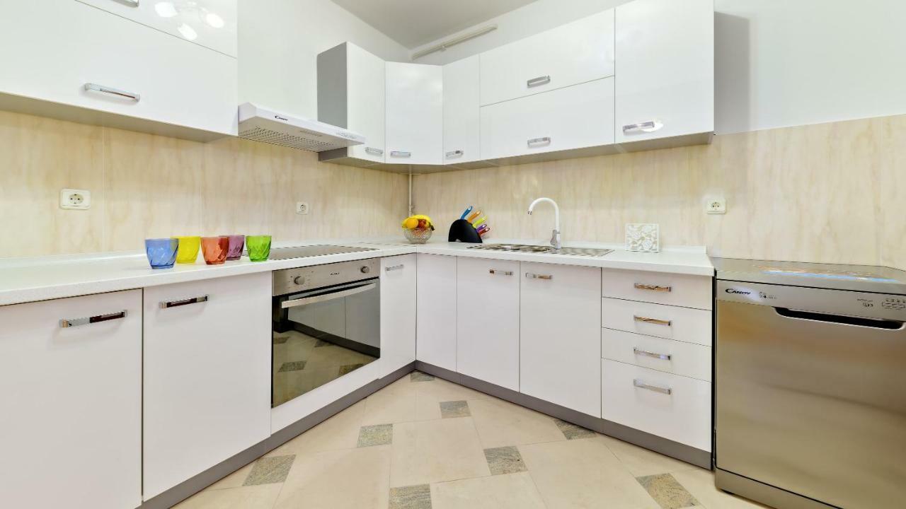 זאגרב Central Apartment Smiley - Free Parking מראה חיצוני תמונה