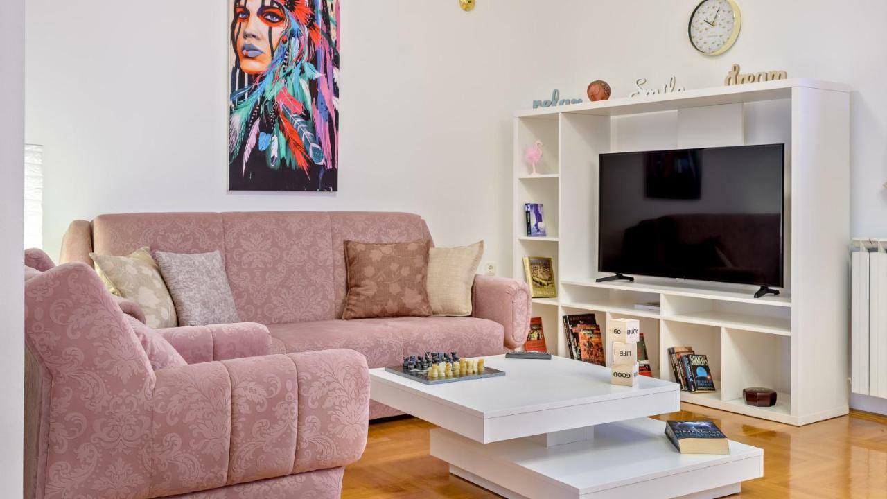 זאגרב Central Apartment Smiley - Free Parking מראה חיצוני תמונה